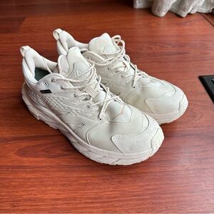 Hoka Anacapa Low Gore-Tex Waterproof Hiking Shoe Eggnog/Shifting Sand SIZE 10.5B